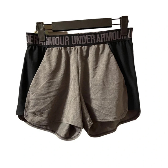 UNDER ARMOUR WOMENS ACTIVE SHORTS - Picture 1 of 3